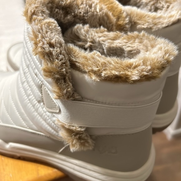 Ryka Cold Weather Boots - Aubonne Gore - Picture 4 of 10